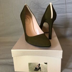 SJP Olive Green Heel